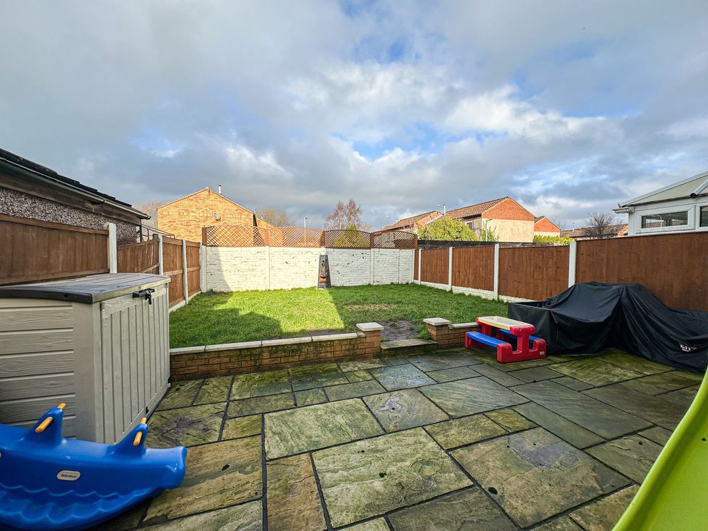 Property photo 3 of 11