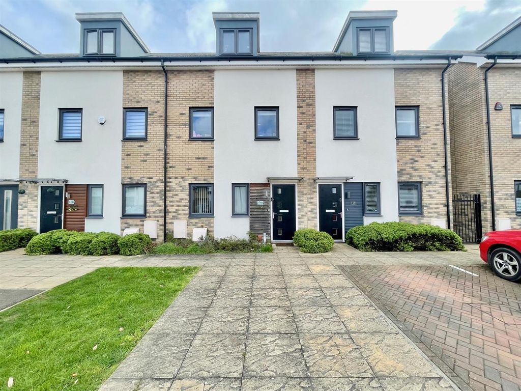 Property photo 1 of 13 Front.Jpg