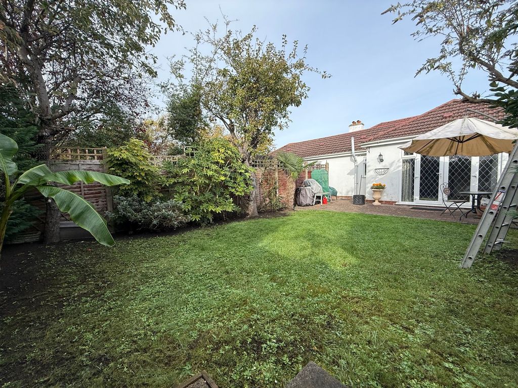 Property photo 3 of 21