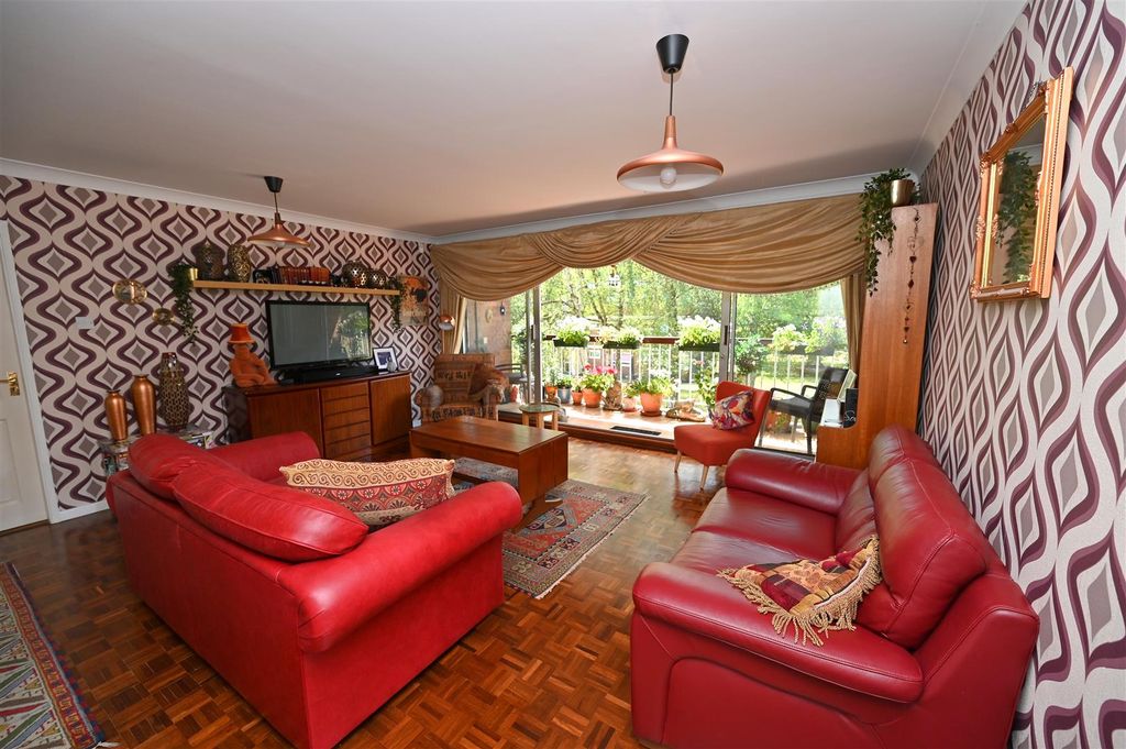 Property photo 3 of 20 Living Room3.Jpg