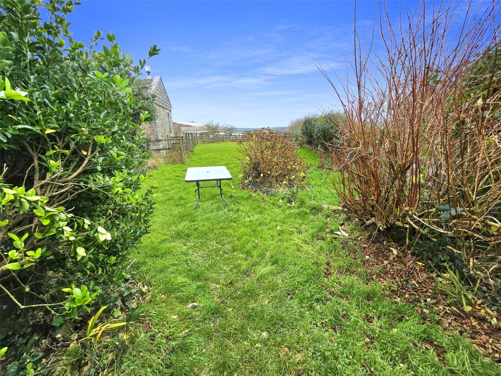 Property photo 3 of 18 Picture No. 22