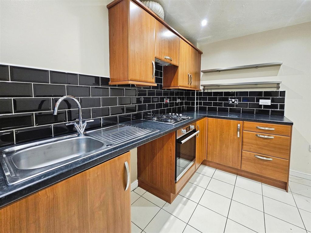 Property photo 3 of 20 Ac165Aae-20251215_103450.Jpg