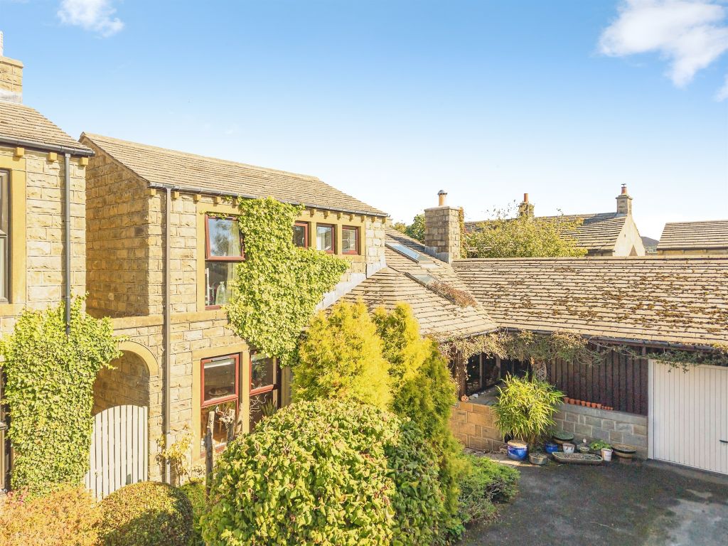 Property photo 1 of 18