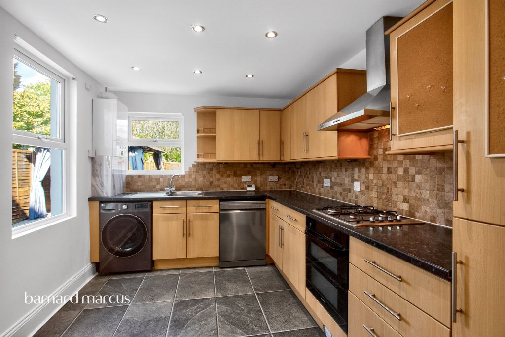 Property photo 3 of 24