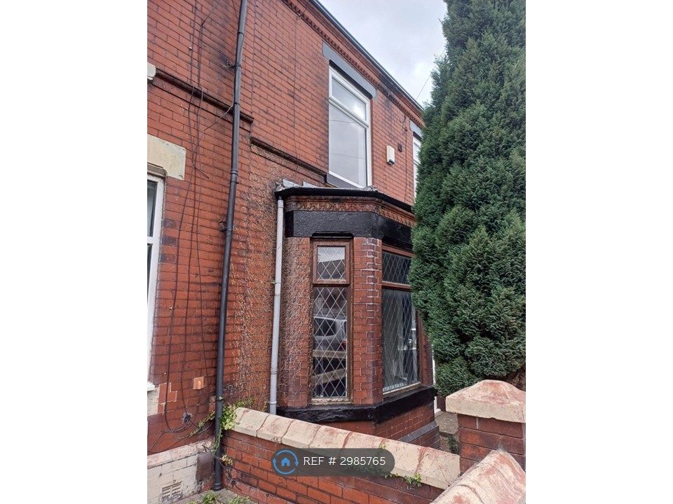 Property photo 2 of 18