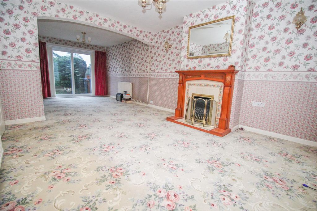 Property photo 2 of 15 Img_8724.Jpg