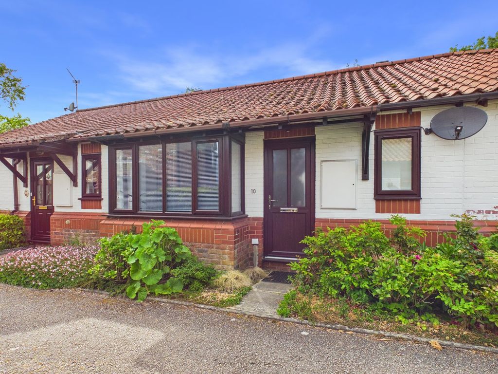 Property photo 1 of 16