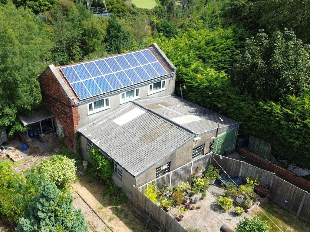 Property photo 1 of 10 1 - Detached Workshop For Auction, St Annes.Jpg