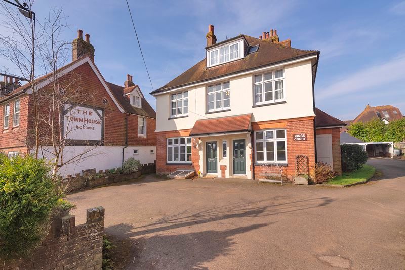 Property photo 1 of 11 Photo 1