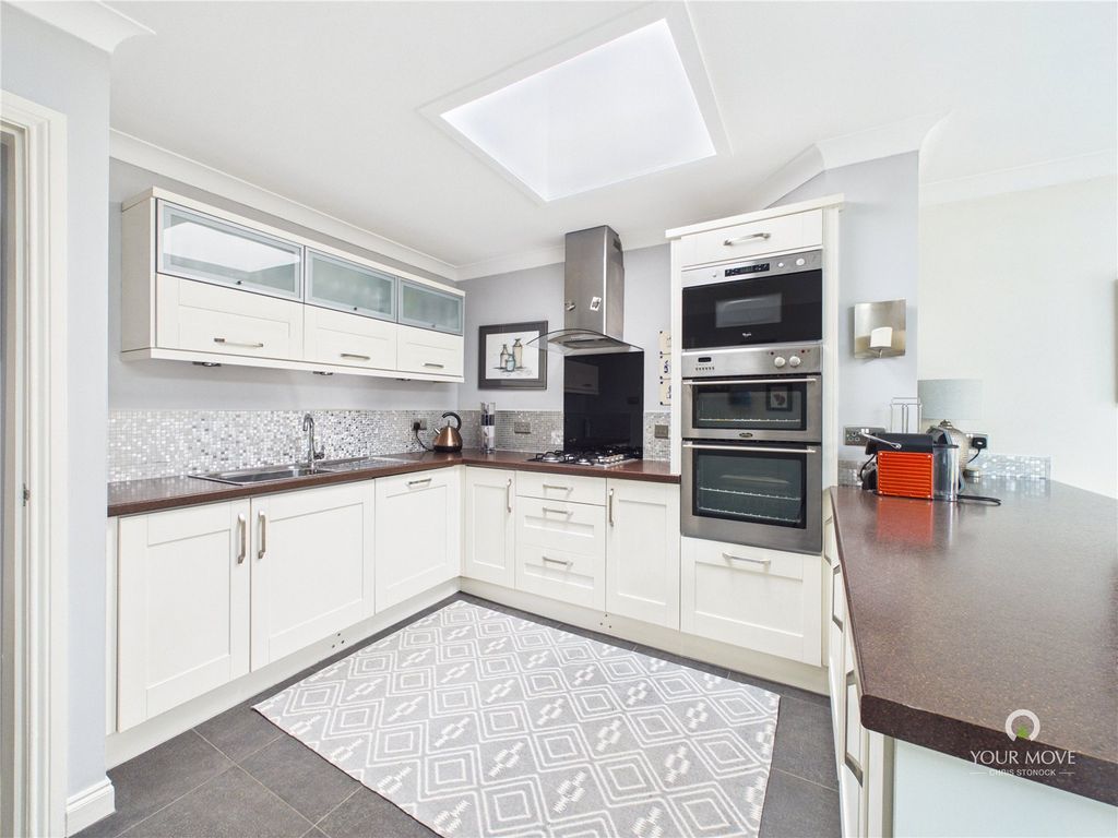 Property photo 3 of 18 Picture No. 26