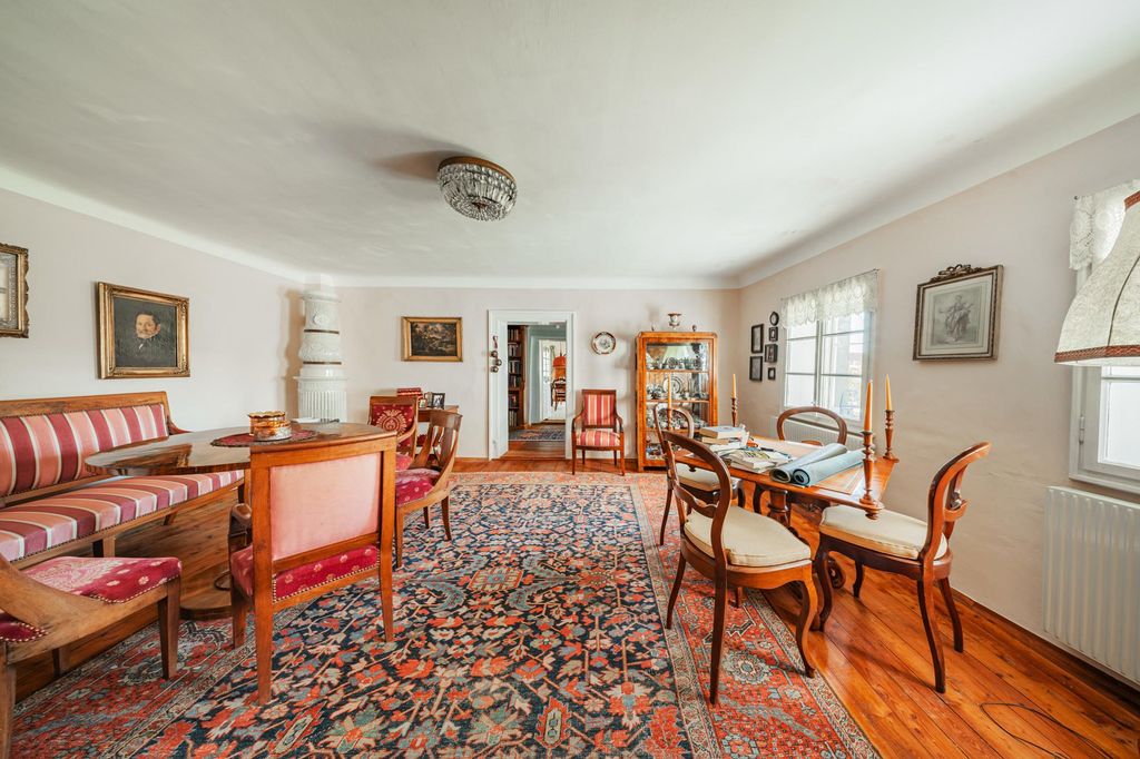 Property photo 2 of 15 Image