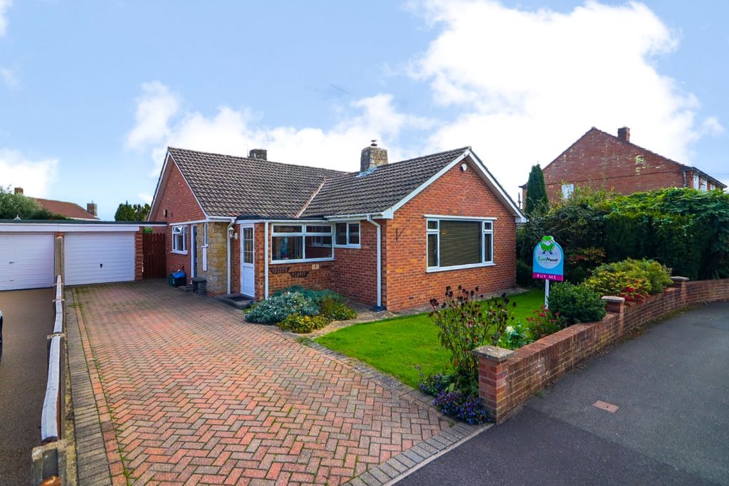 Property photo 1 of 29 Image00005