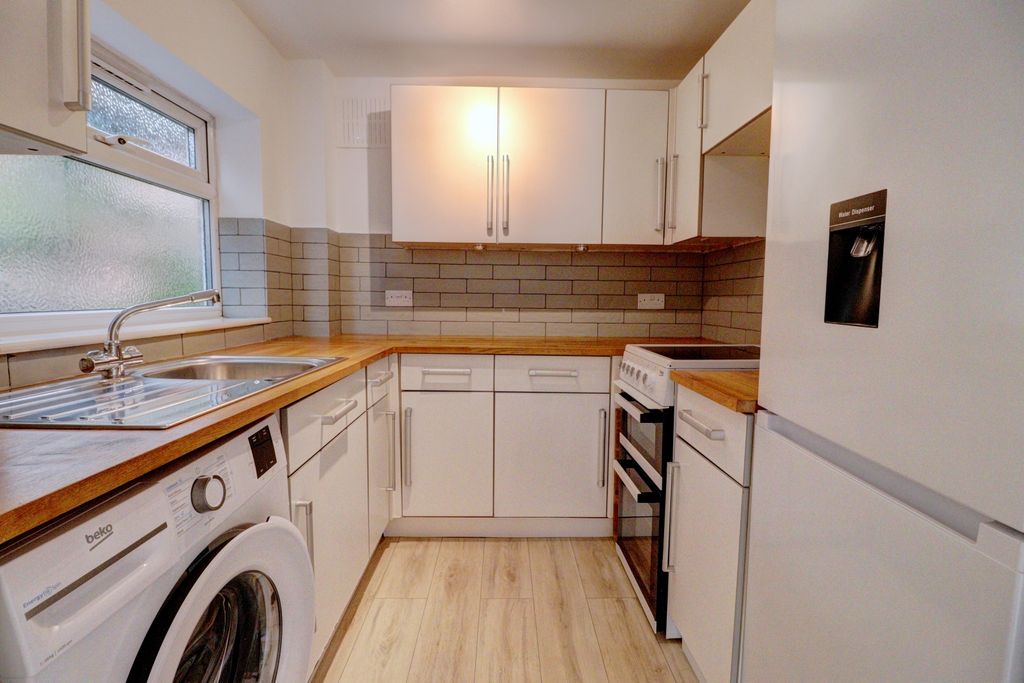 Property photo 2 of 6 Picture No. 03