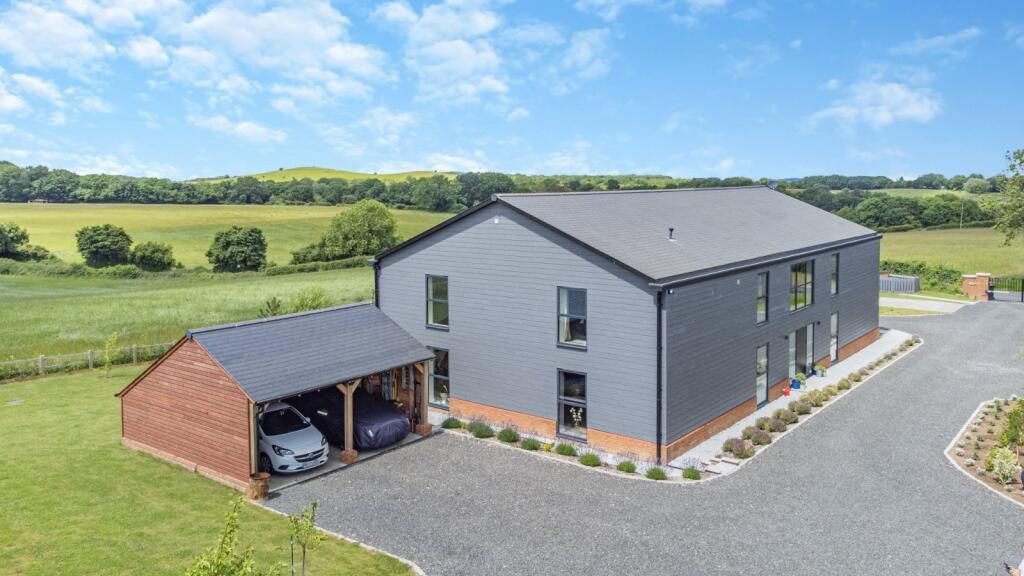 Property photo 1 of 38 Shaynee Lodge