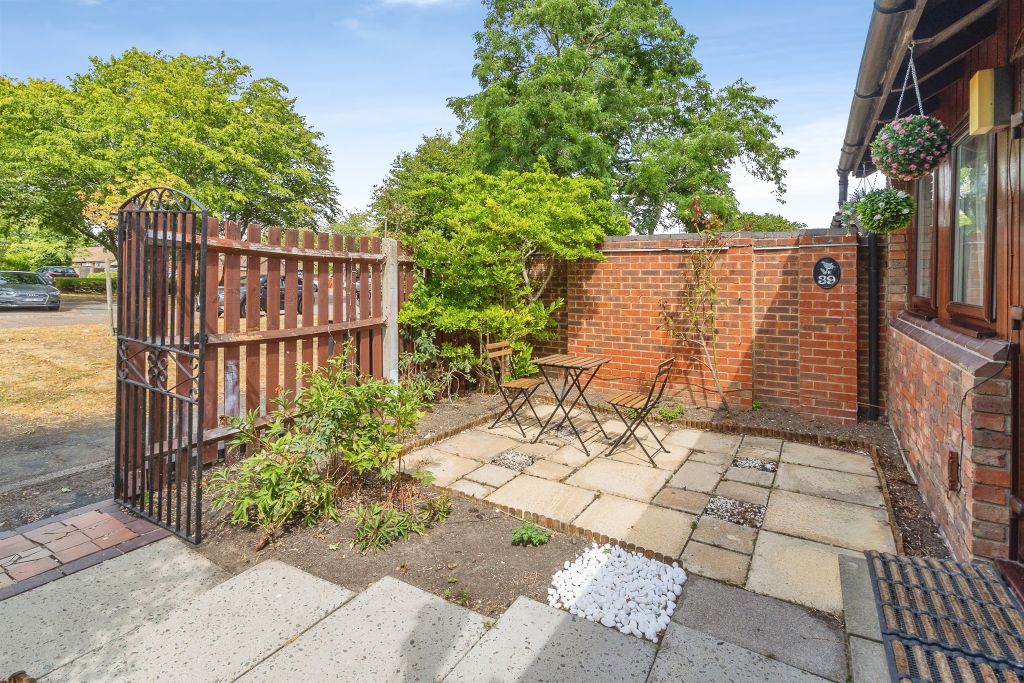 Property photo 3 of 21