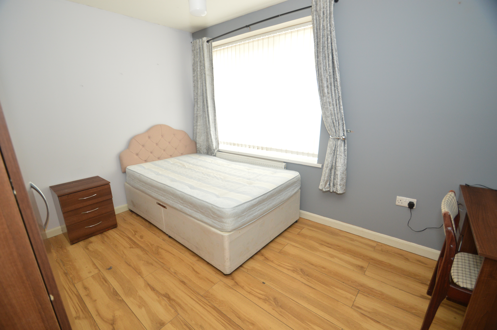 Property photo 1 of 4