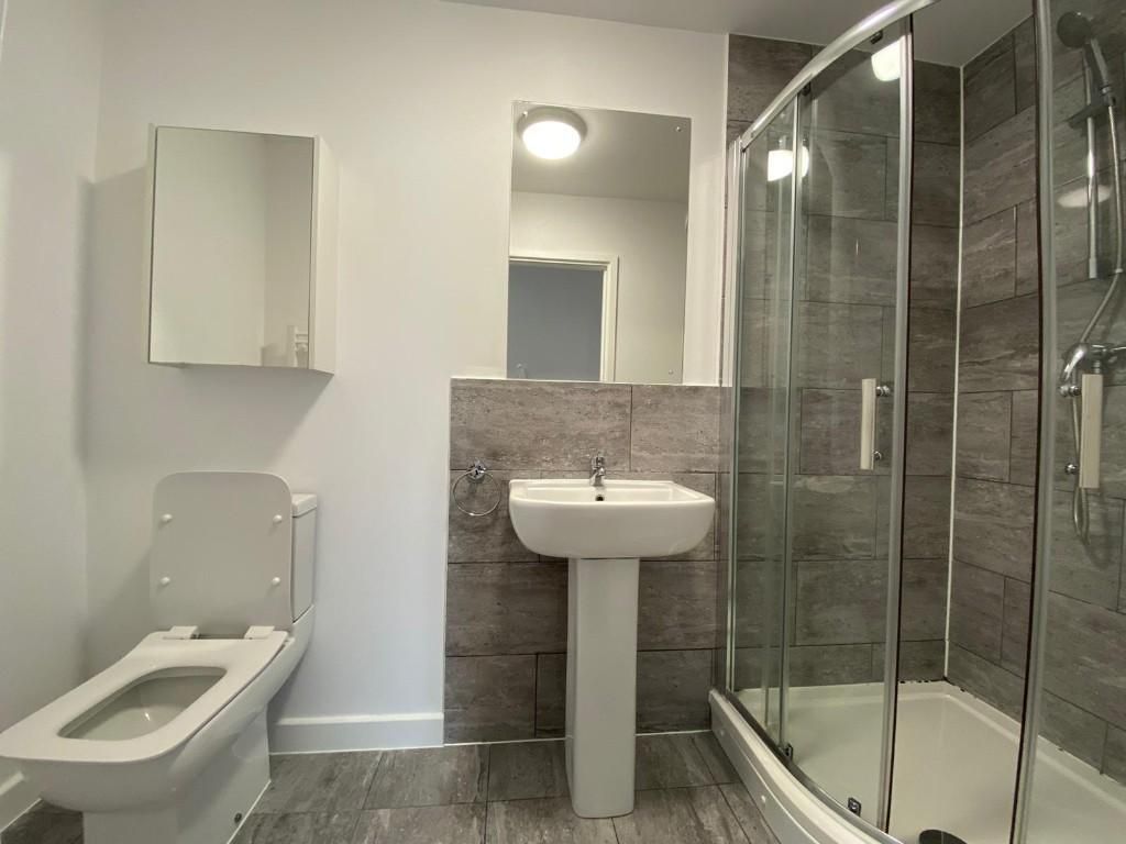 Property photo 3 of 6 Bathroom