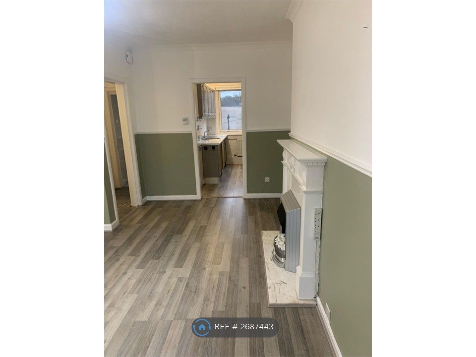 Property photo 3 of 19 Lounge Through To Kitchen