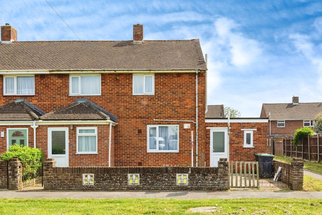 Property photo 1 of 17