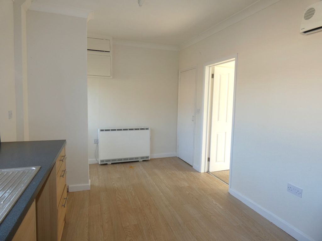 Property photo 3 of 10 Pic 3 Diner Area.Jpg