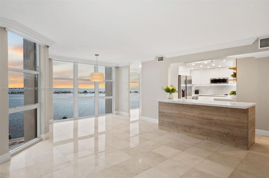 Property photo 3 of 31 <Alttext/>