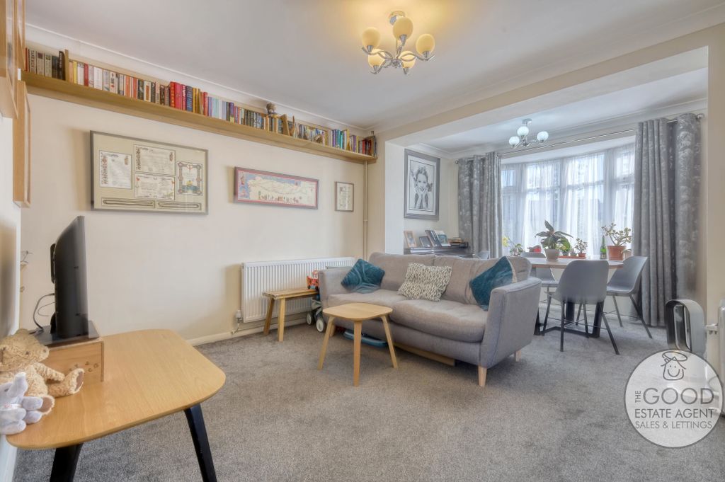 Property photo 2 of 13