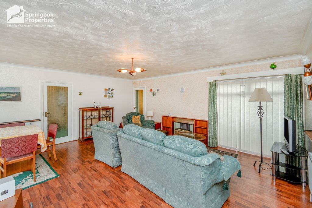Property photo 3 of 17 Image 2