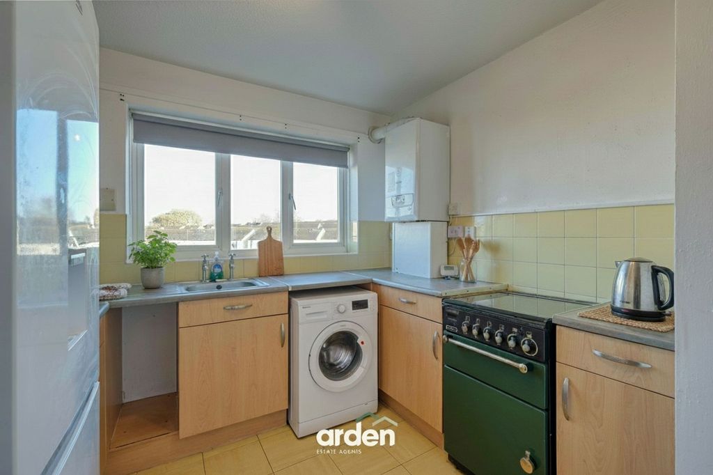 Property photo 3 of 5