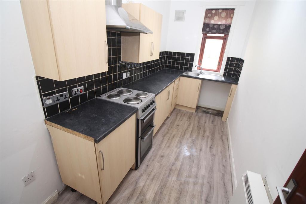 Property photo 3 of 12 Img_0725.Jpg