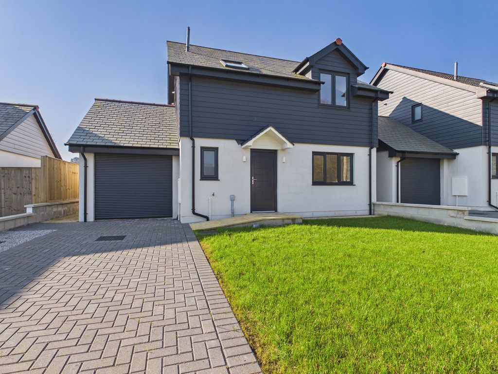 Property photo 1 of 12 Elevation