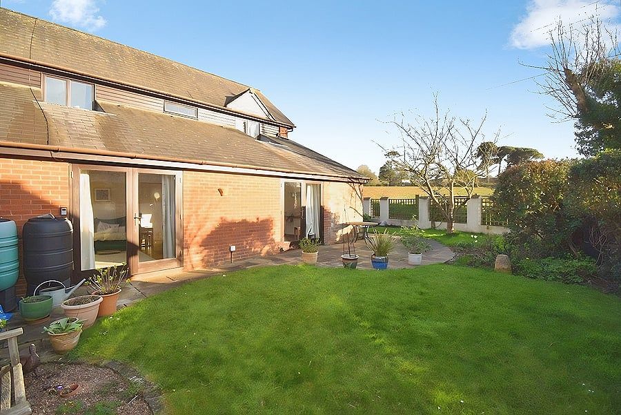 Property photo 3 of 24