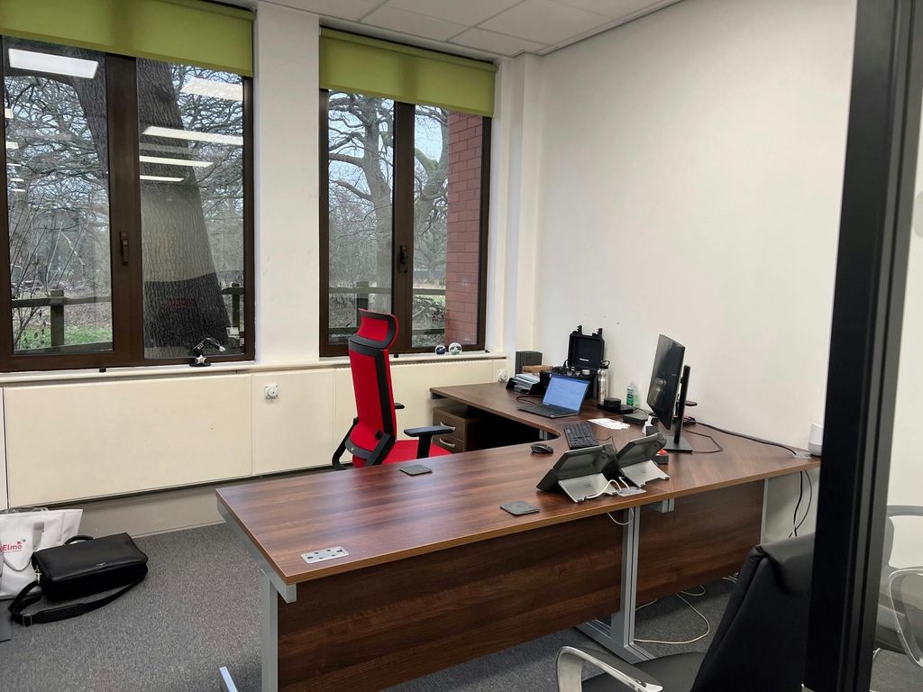Property photo 2 of 8 Amb U3 Gf Rhs Office 4.Jpg