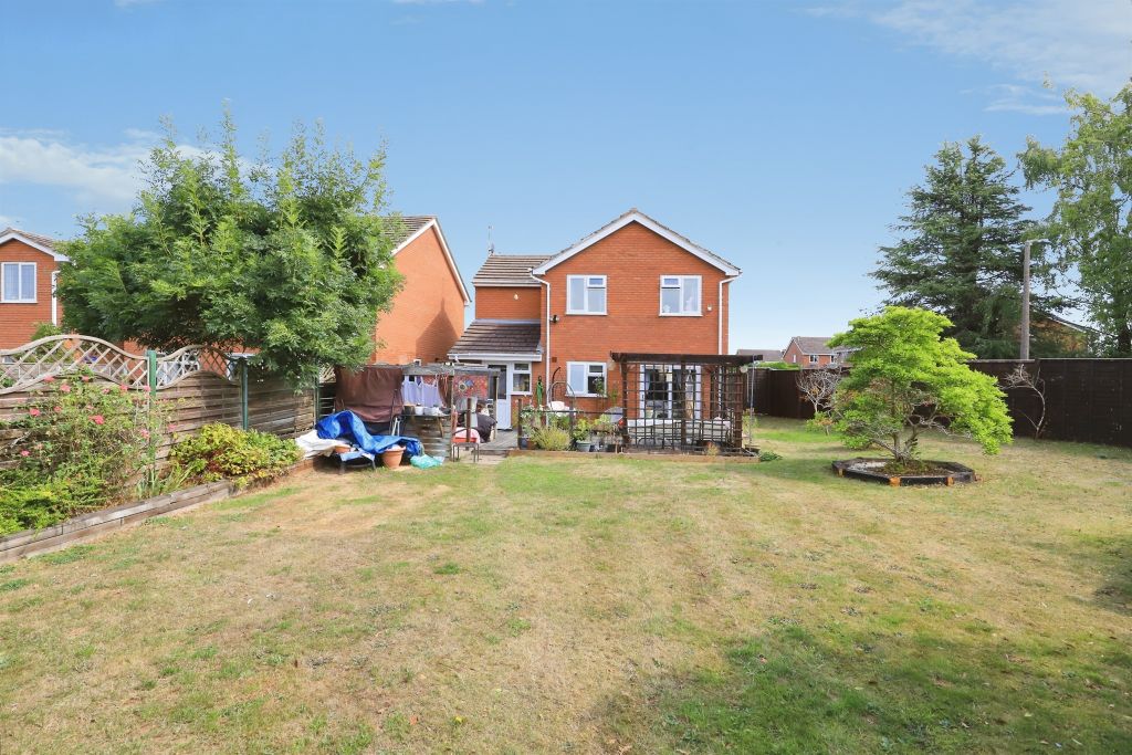 Property photo 2 of 17
