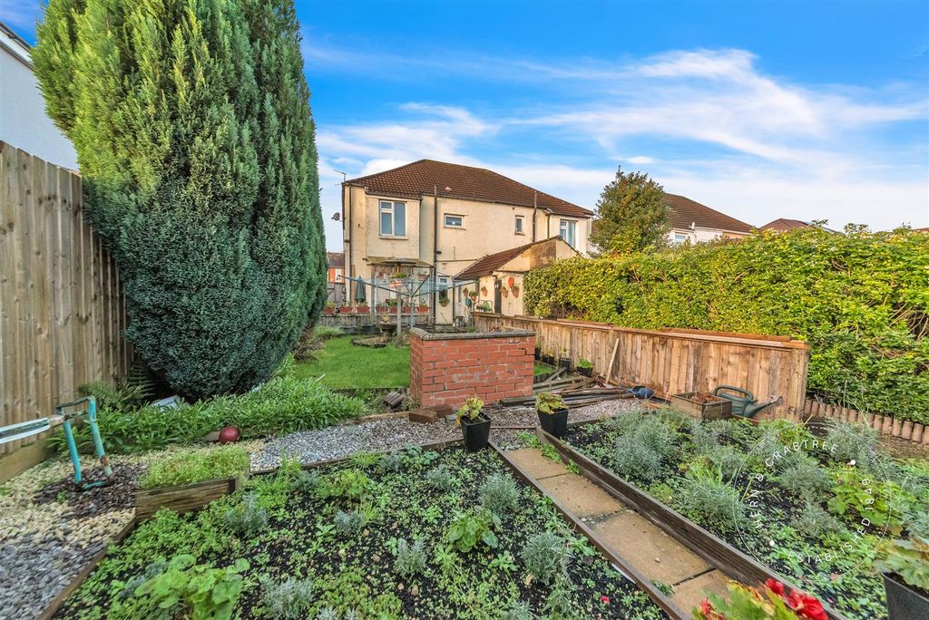 Property photo 2 of 30 Caerphilly-Road-27.Jpg