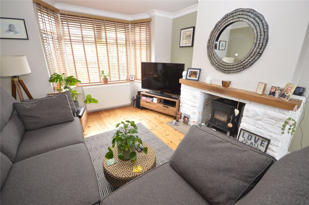 Property photo 2 of 15 Picture No. 13