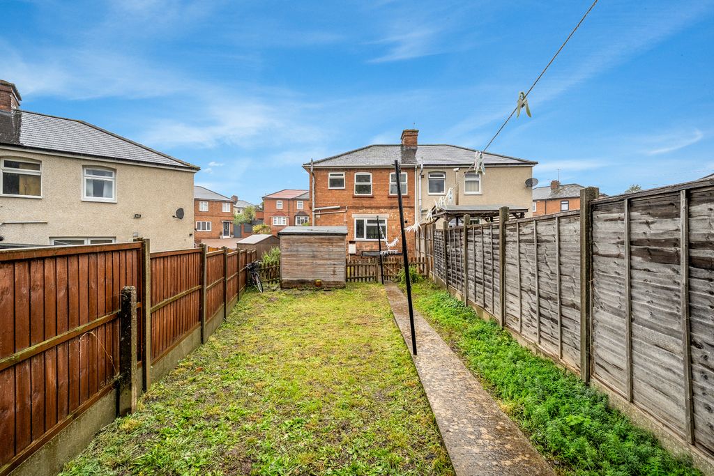 Property photo 2 of 19