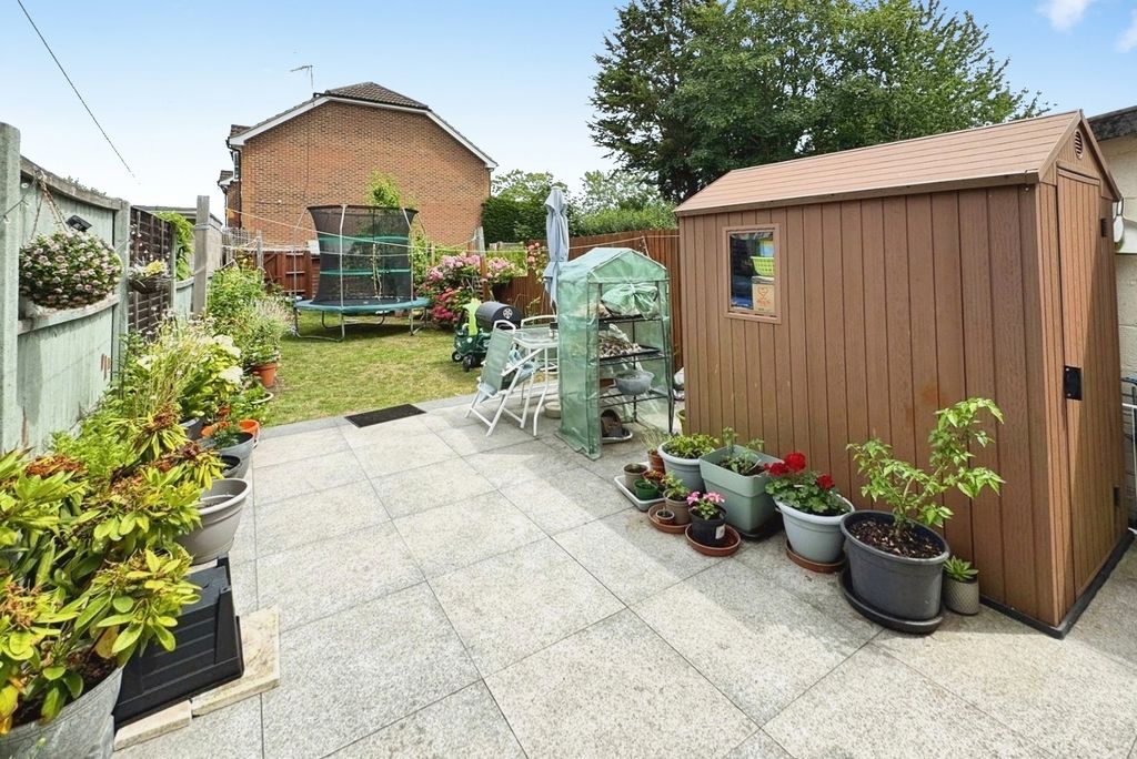 Property photo 2 of 12 Pbox-Img.Jpg