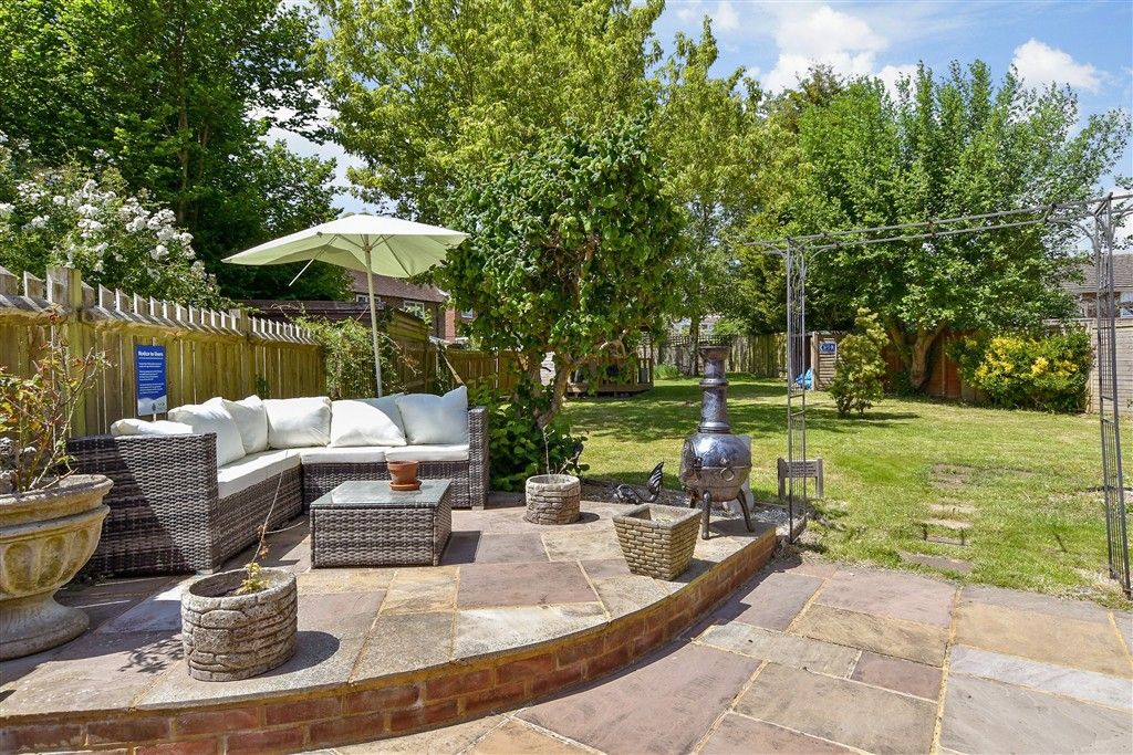 Property photo 2 of 7 Patio / Decking
