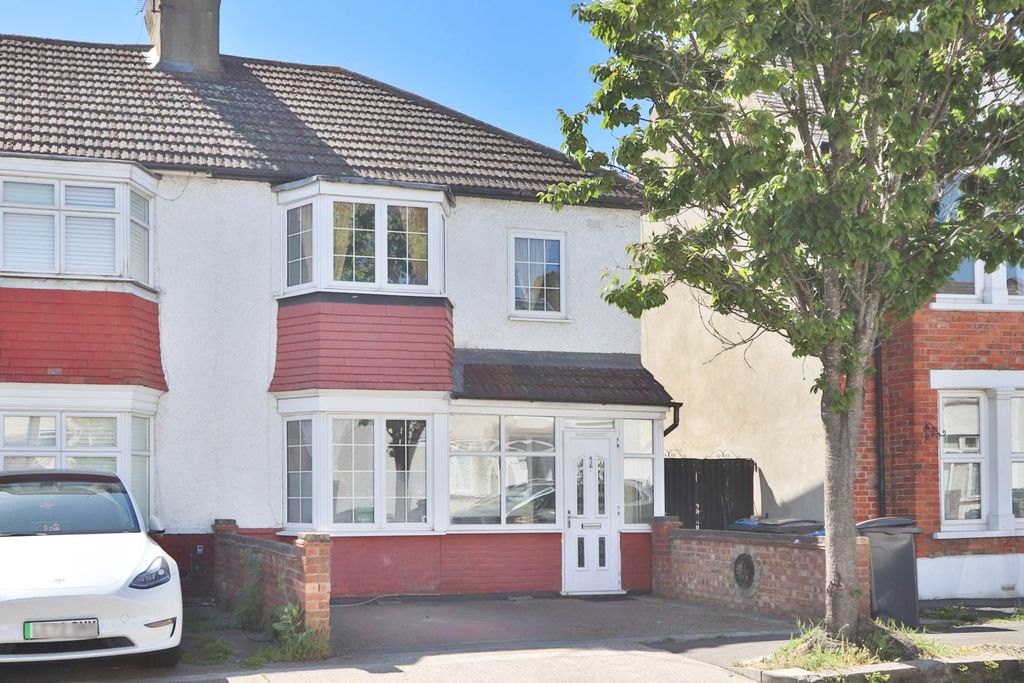 Property photo 2 of 15