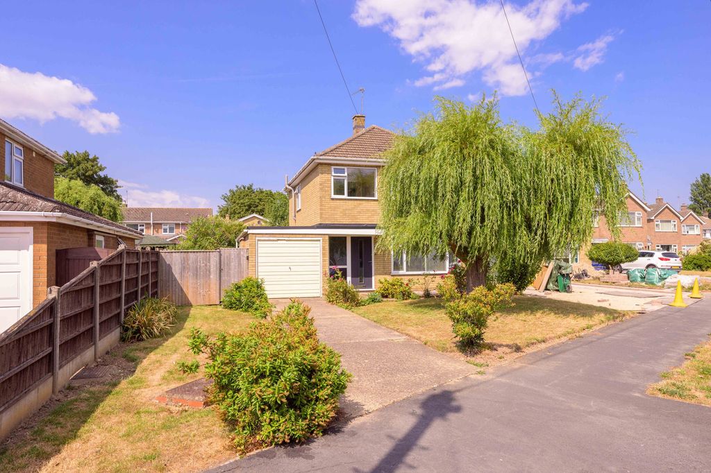 Property photo 1 of 19