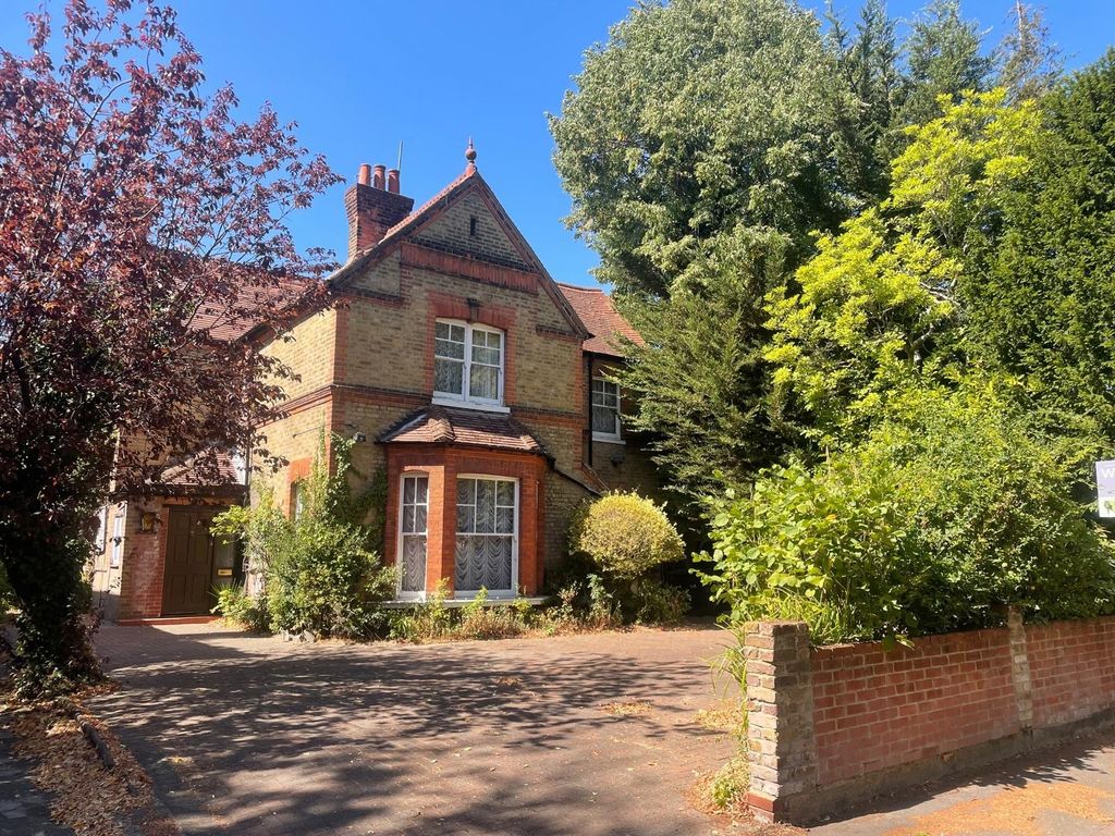 Property photo 1 of 23
