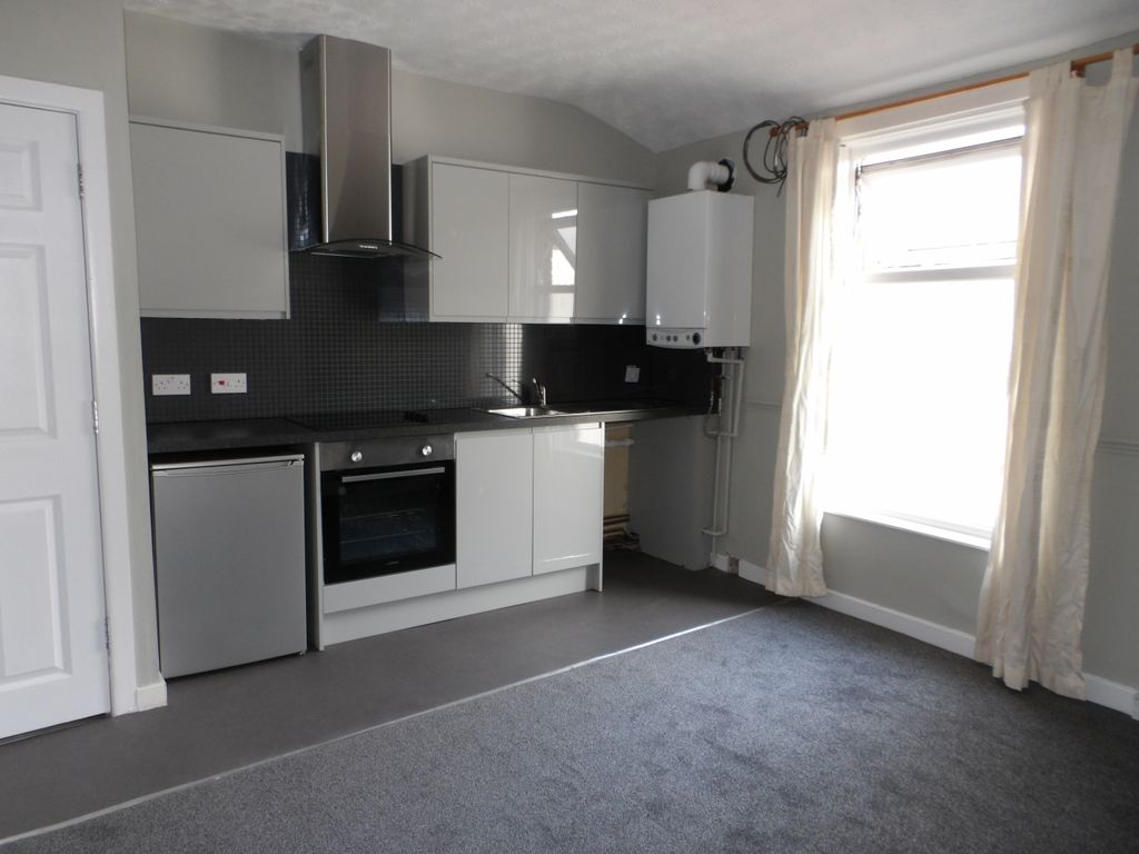 Property photo 1 of 4
