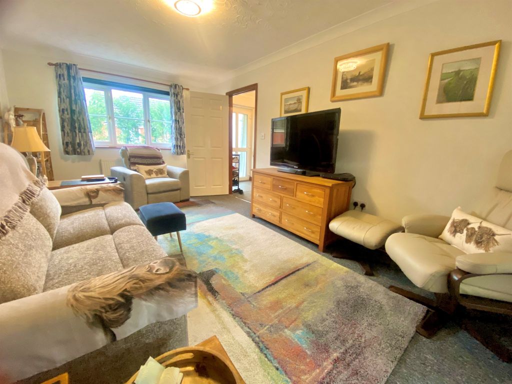 Property photo 2 of 14