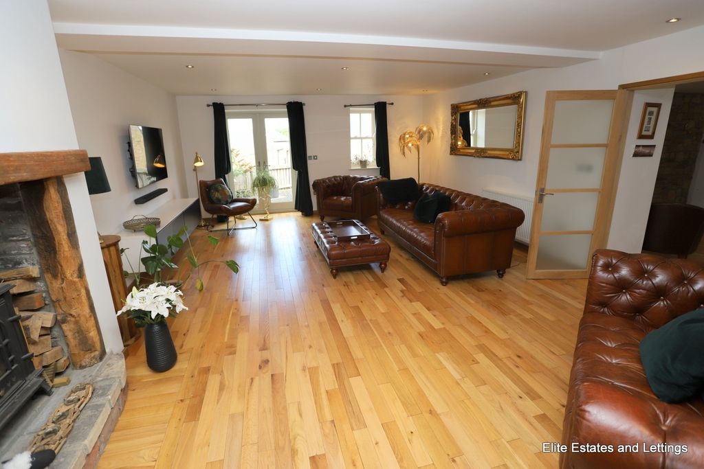 Property photo 3 of 28 03-Img_0685
