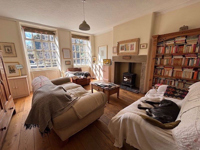 Property photo 2 of 25 Sitting Room