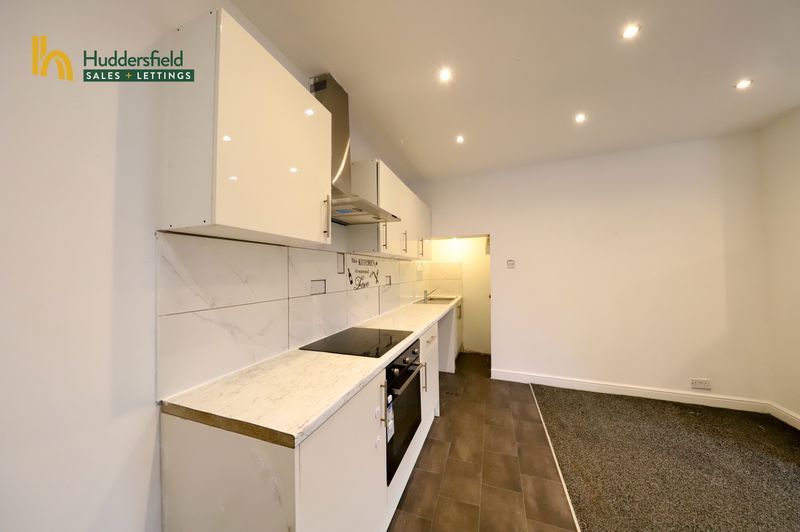 Property photo 3 of 9 Kitchen.1