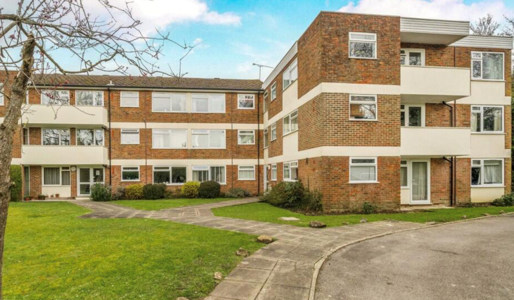 Property photo 1 of 9