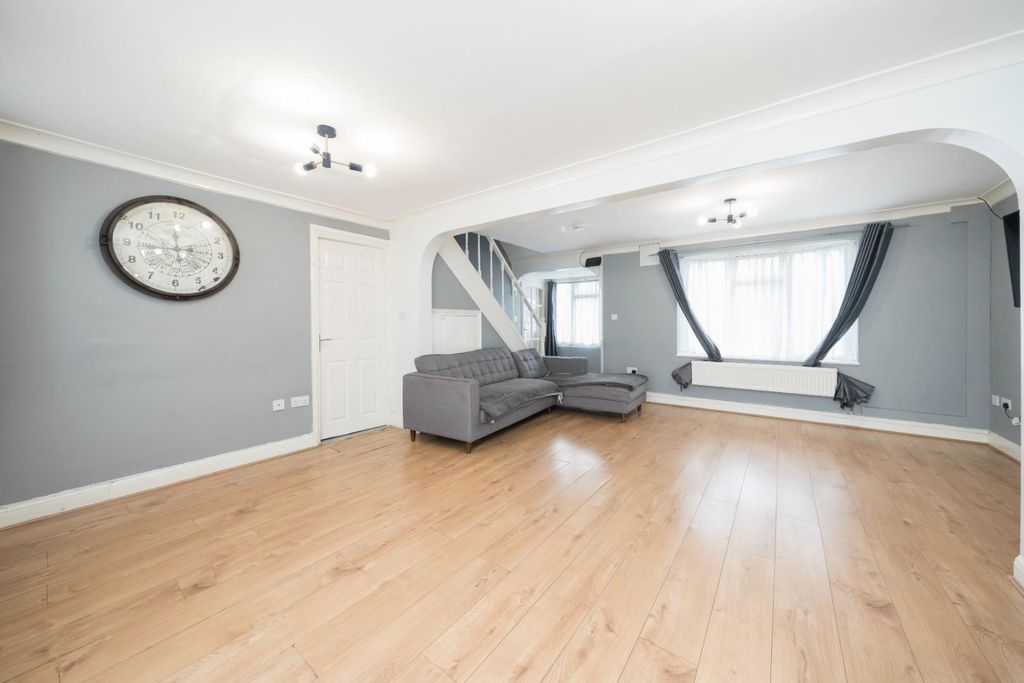 Property photo 3 of 10 Dsc07968.Jpg