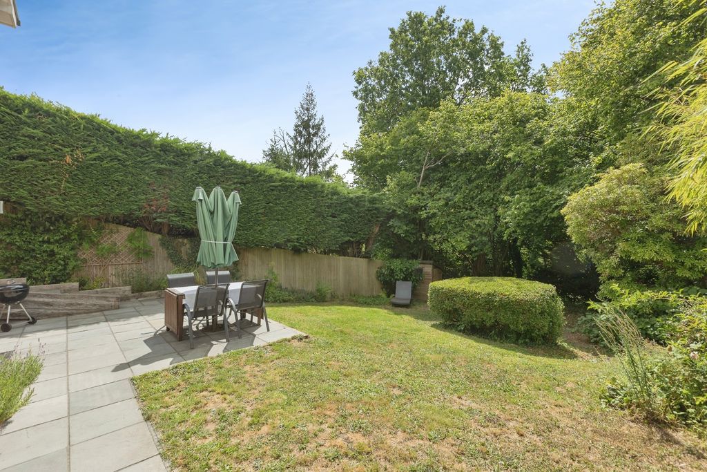 Property photo 3 of 20 Pbox-Img.Jpg
