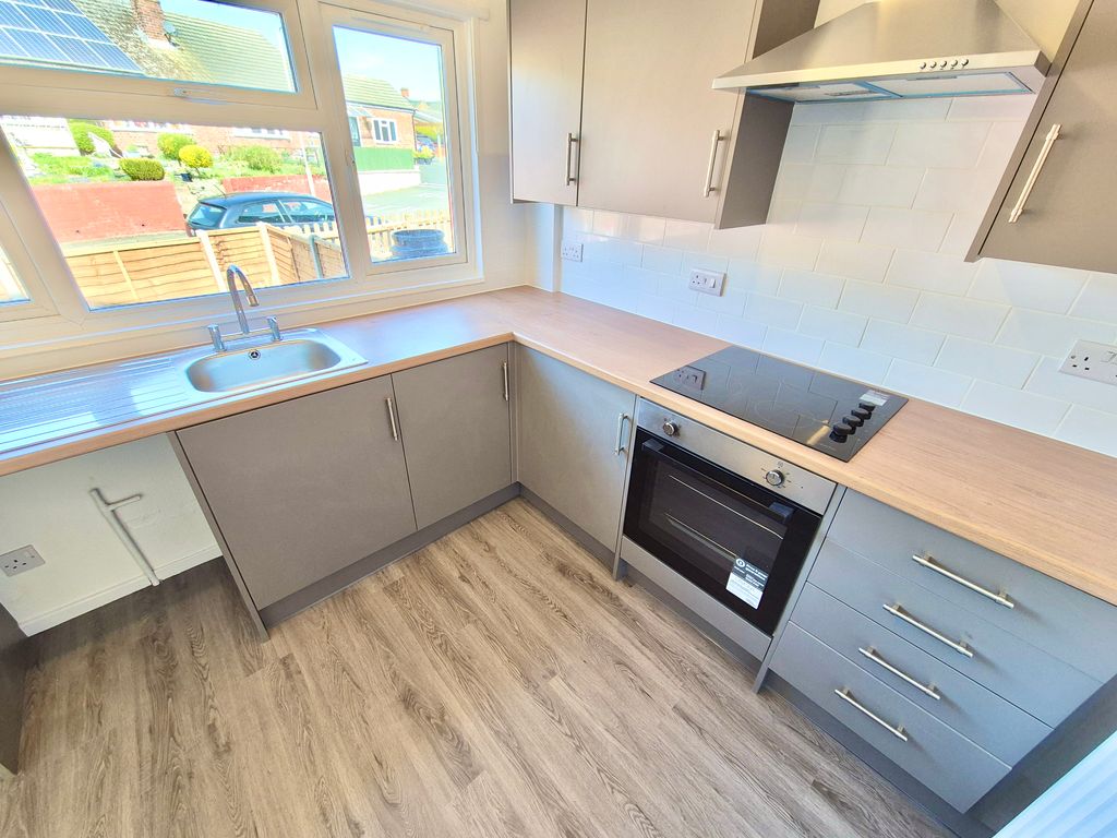 Property photo 2 of 14 Img_4448